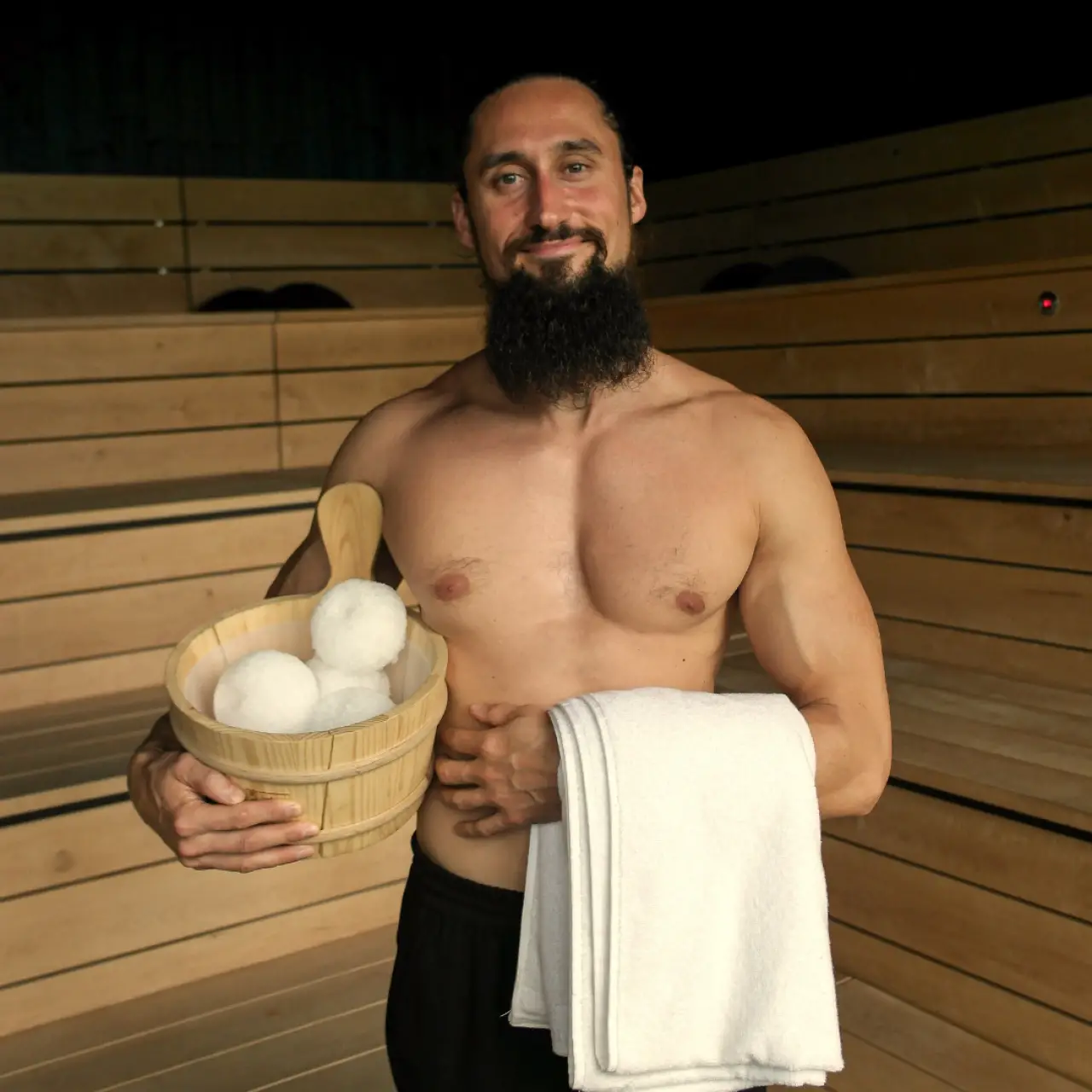 Saunamestarit (6).png